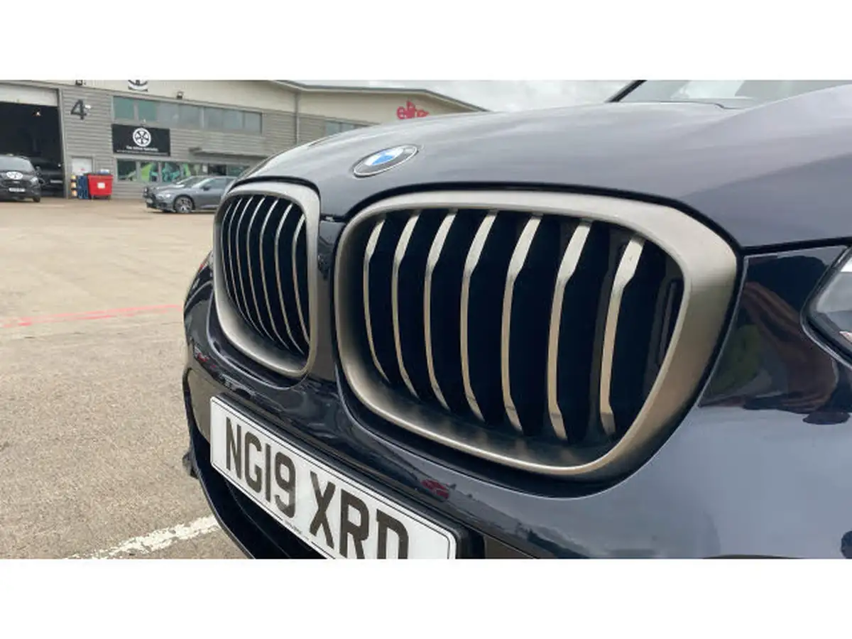 2019-bmw-x3-30td-m40d-big-54