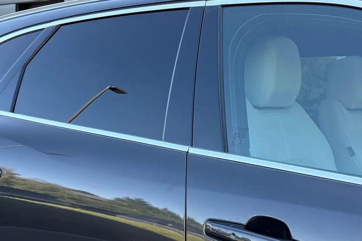 2022-jaguar-f-pace-20-p250-r-dynamic-se-big-21