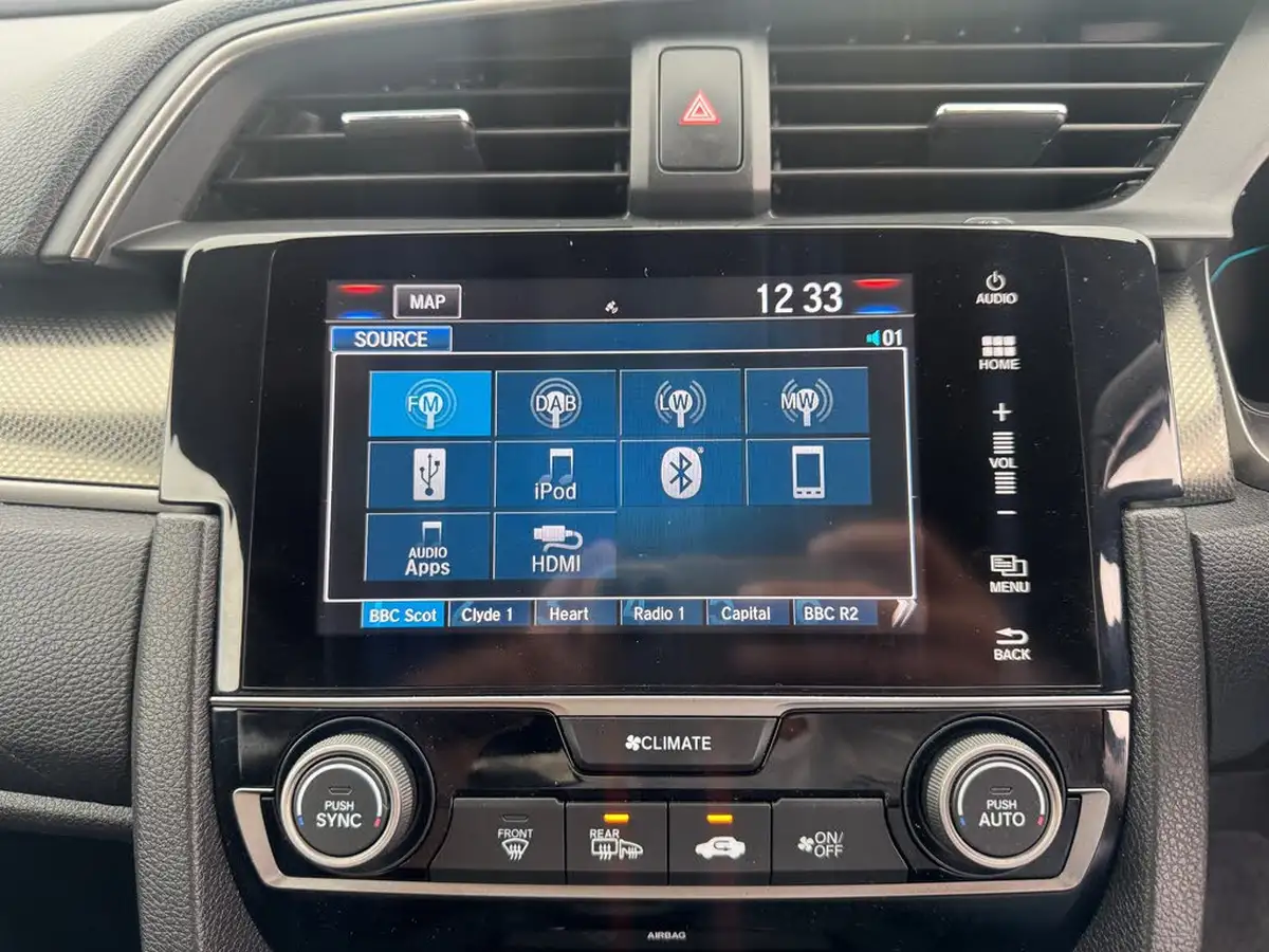 2018-honda-civic-10-vtec-turbo-sr-129ps-hatchback-5d-cvt-big-29