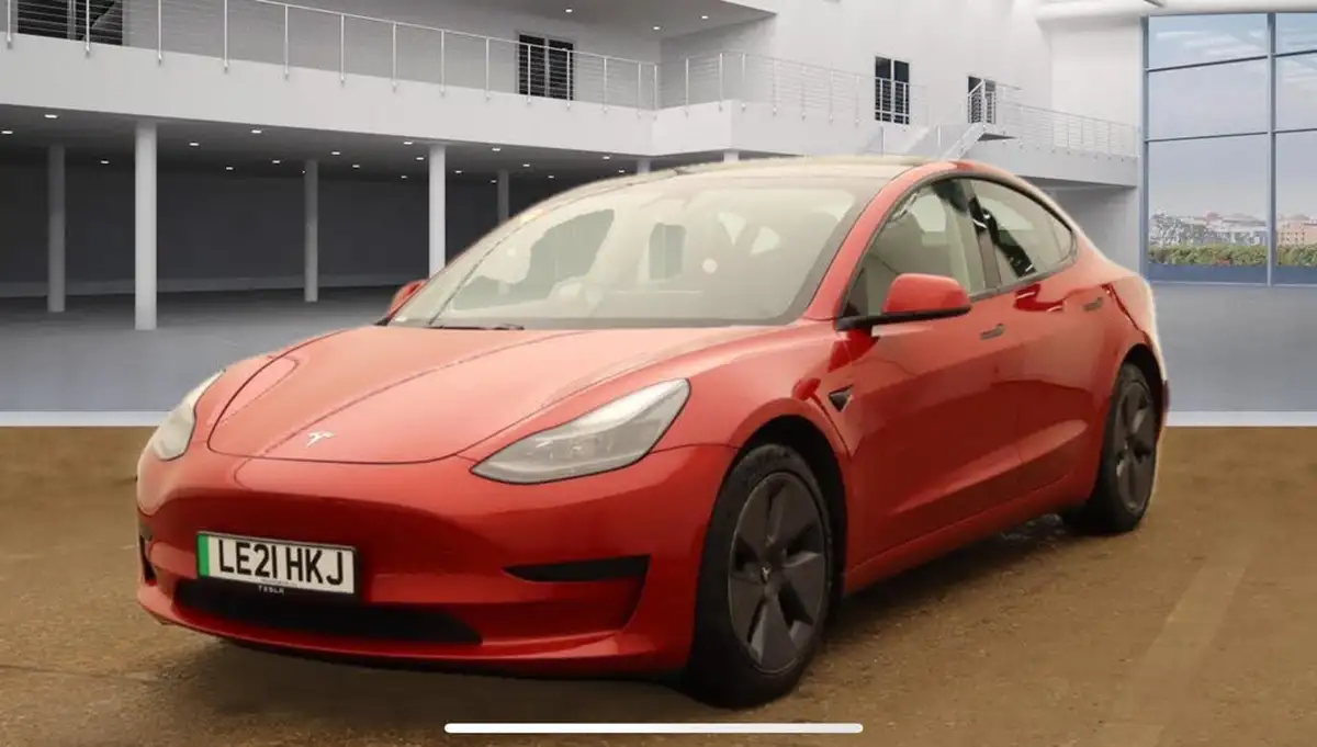 2021-tesla-model-3-e-standard-plus-big-0
