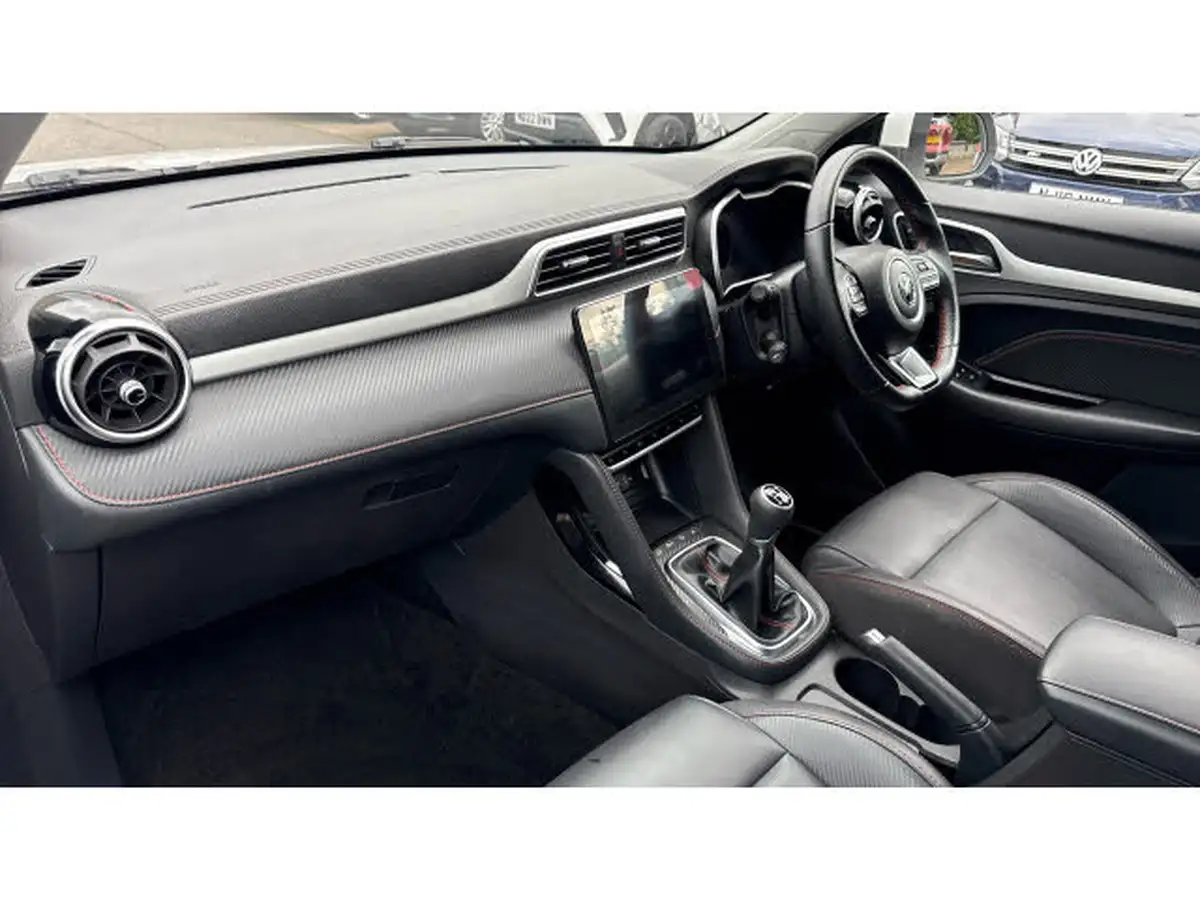2023-mg-zs-suv-15-vti-tech-exclusive-big-8