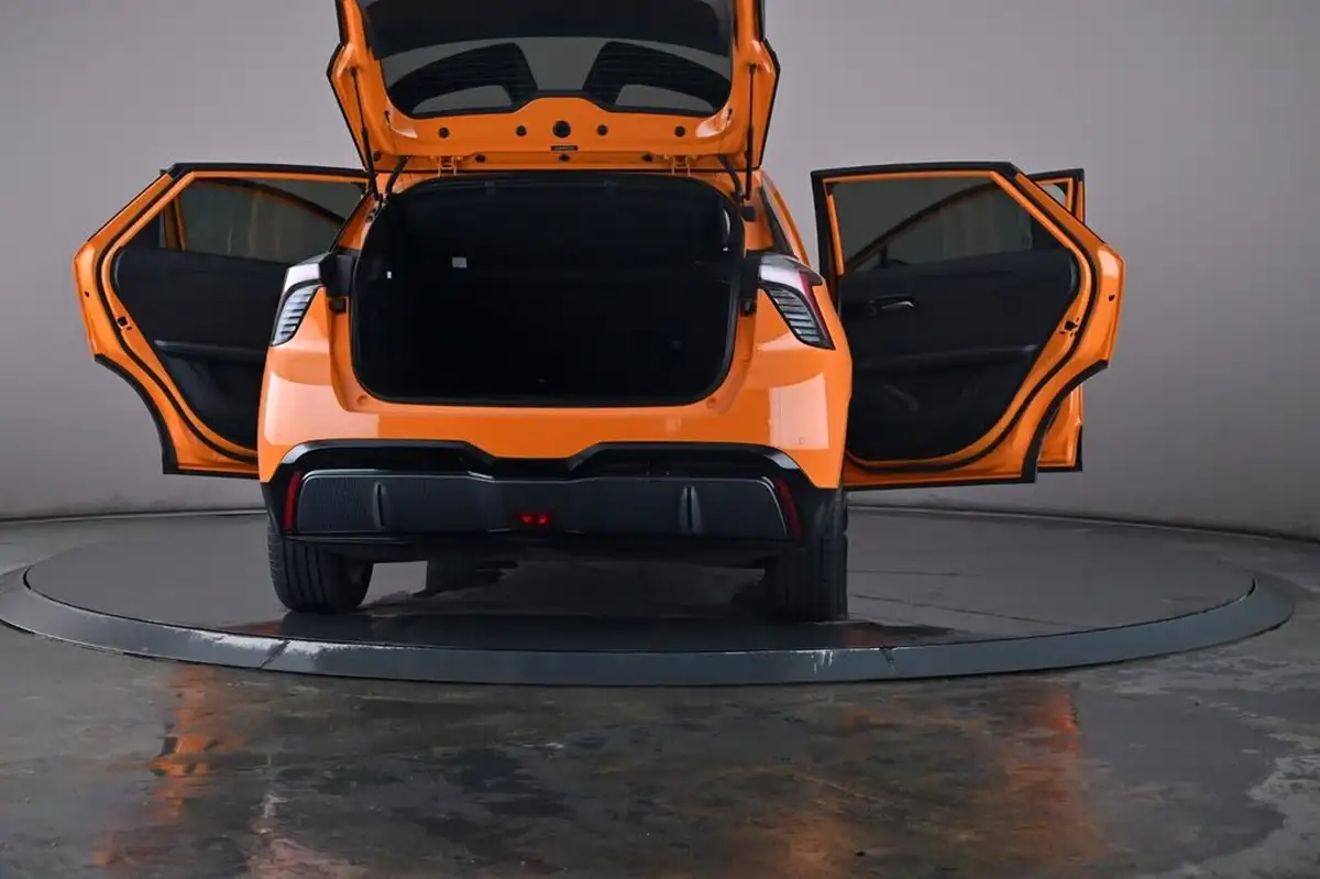 2024-mg-mg4-e-xpower-ev-big-59