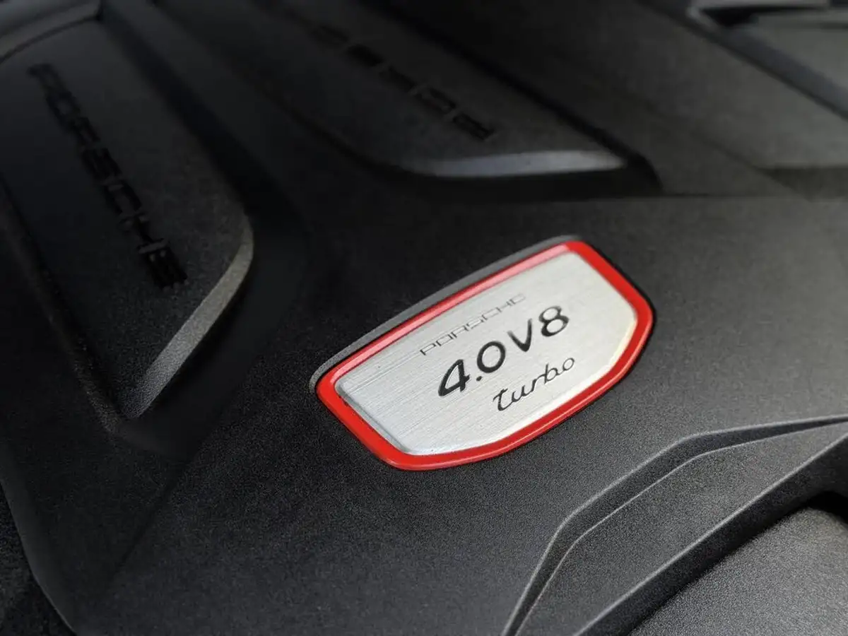 2018-porsche-cayenne-40-v8-turbo-big-75