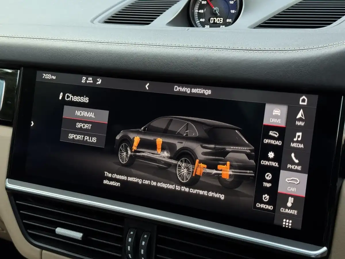 2018-porsche-cayenne-40-v8-turbo-big-51