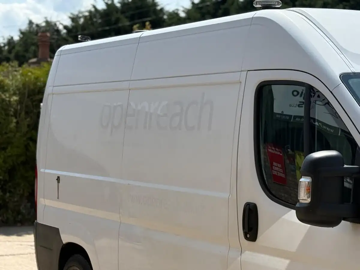 2017-fiat-ducato-20td-35-lh2-panel-big-21