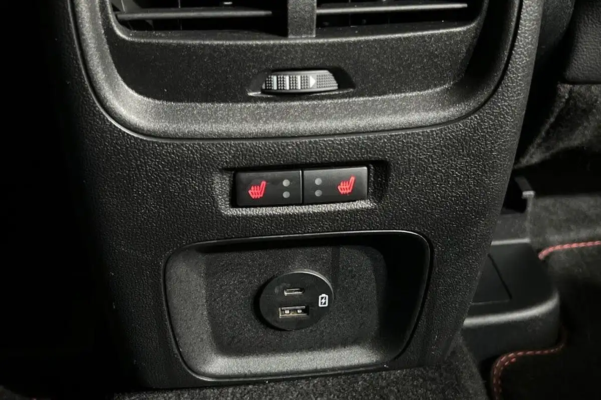 2022-ford-kuga-25t-st-line-x-edition-190ps-fhev-big-45