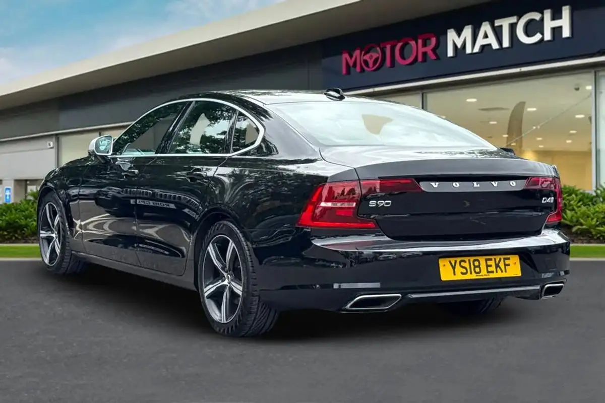 2018-volvo-s90-20td-d4-r-design-big-1