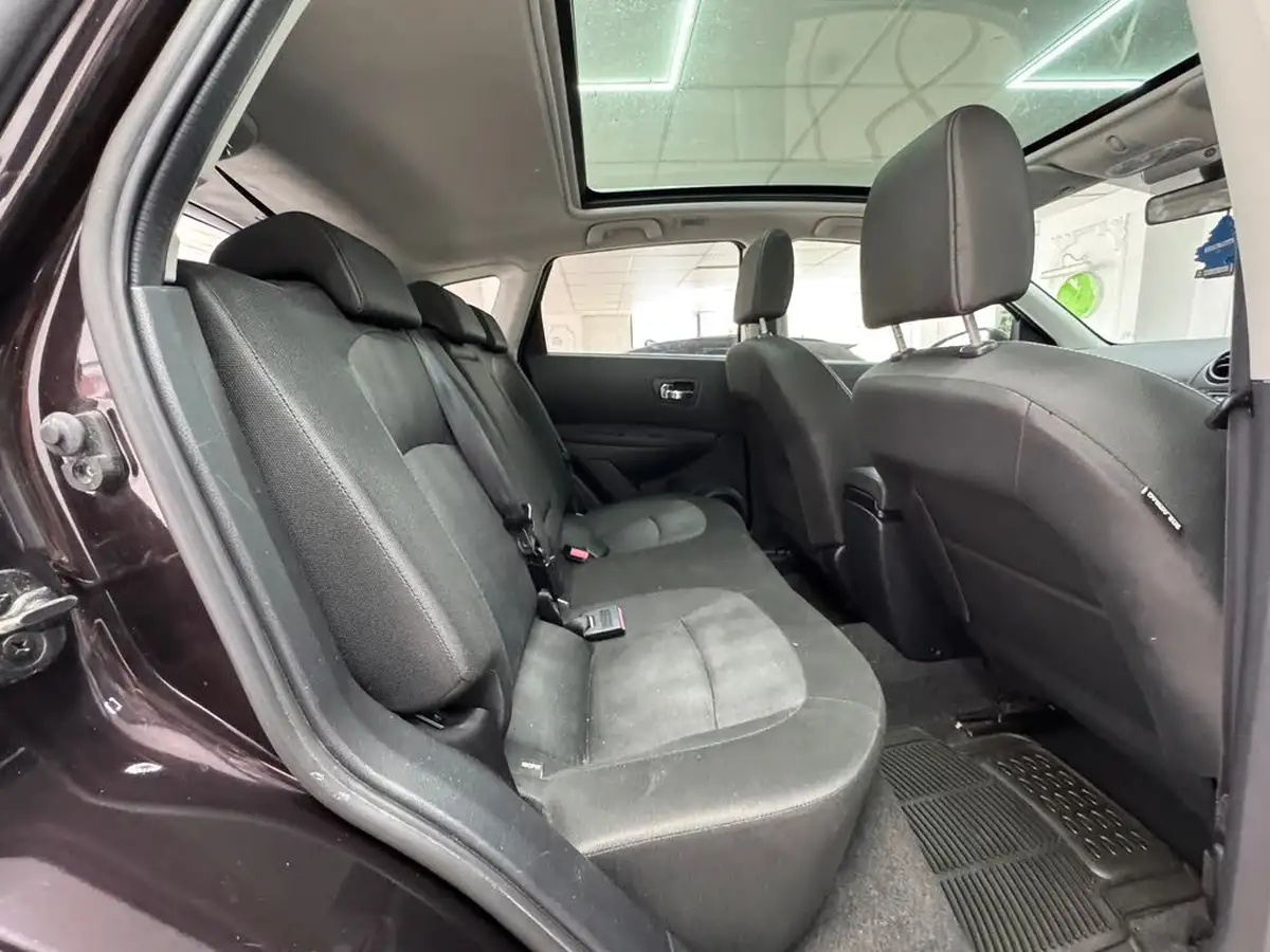 2011-nissan-qashqai-15td-n-tec-big-11