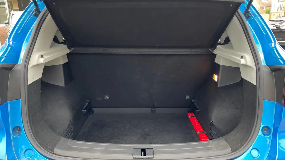 2022-mg-zs-suv-15-vti-tech-exclusive-big-14