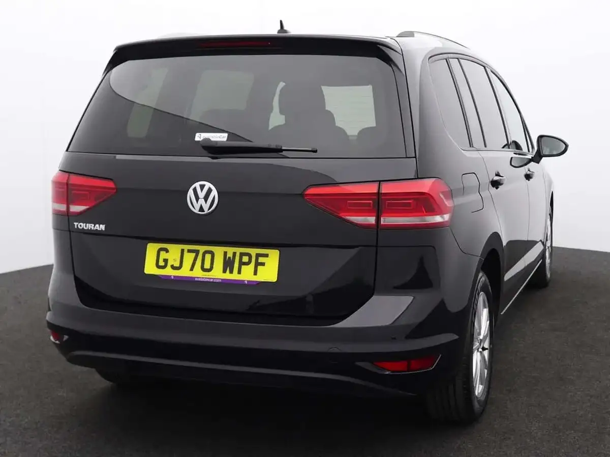 2020-volkswagen-touran-15-tsi-se-dsg-big-5