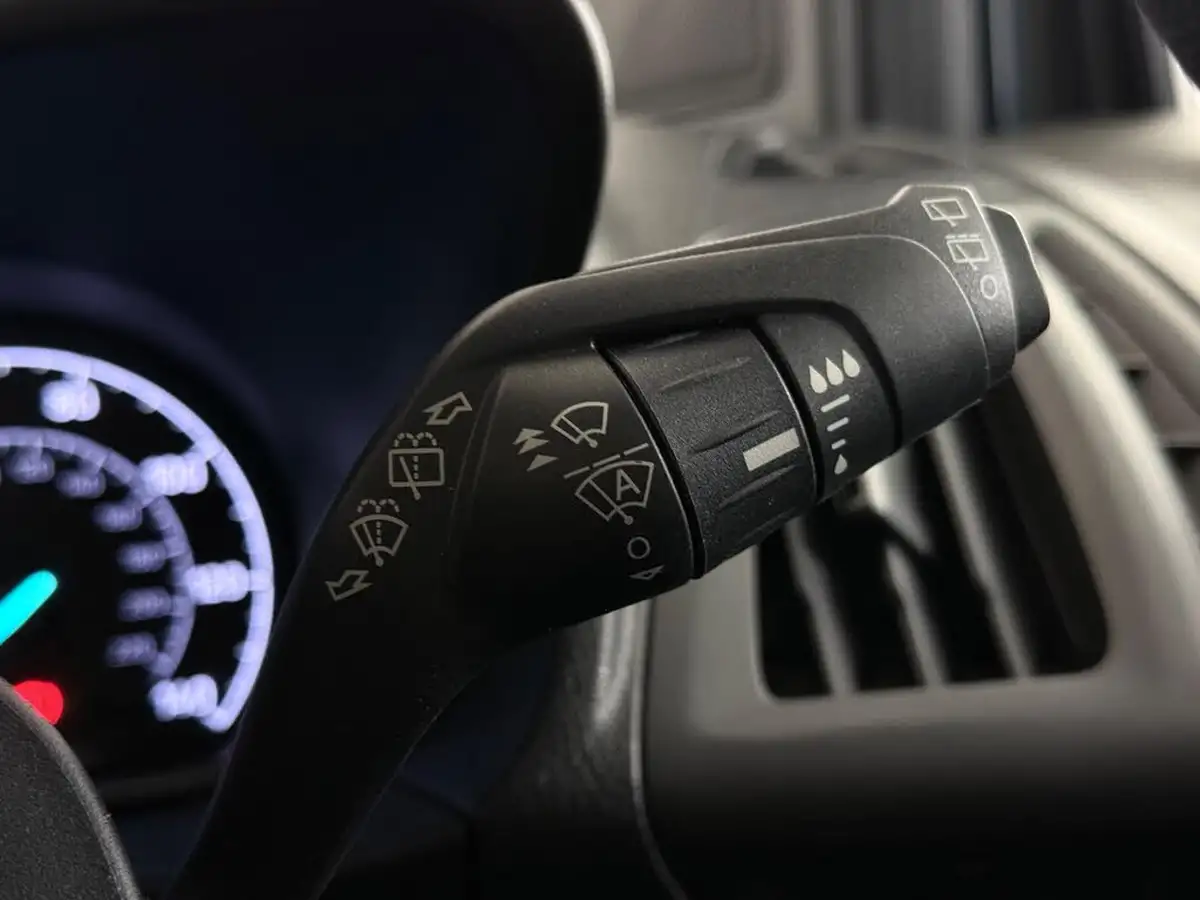 2019-ford-grand-tourneo-connect-15-titanium-ss-powershift-big-28