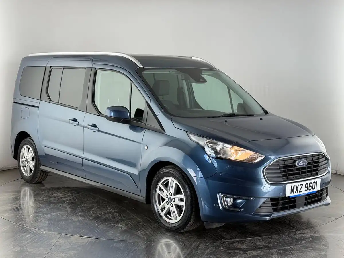 2019-ford-grand-tourneo-connect-15-titanium-ss-powershift-big-0