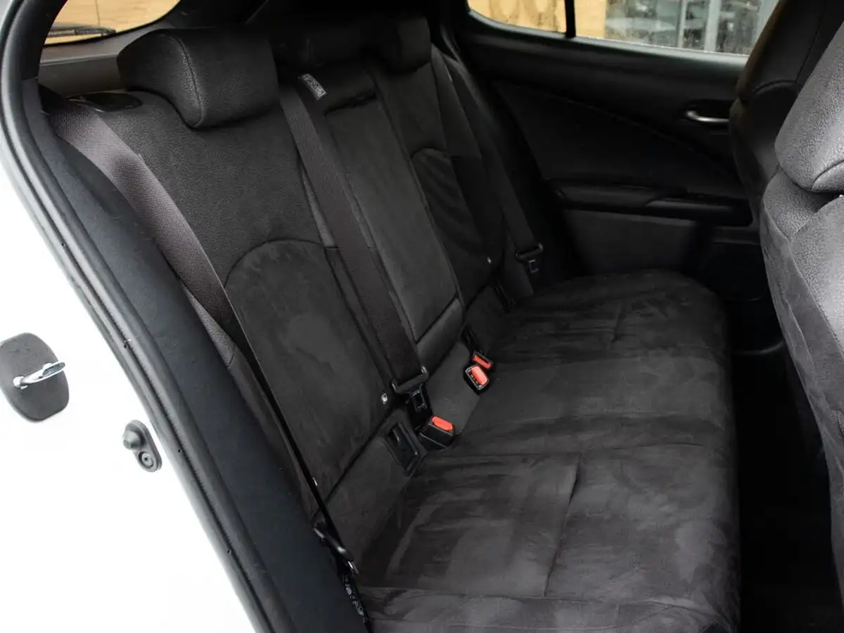 2020-lexus-ux-250h-20-ux-premium-pack-with-navigation-big-38