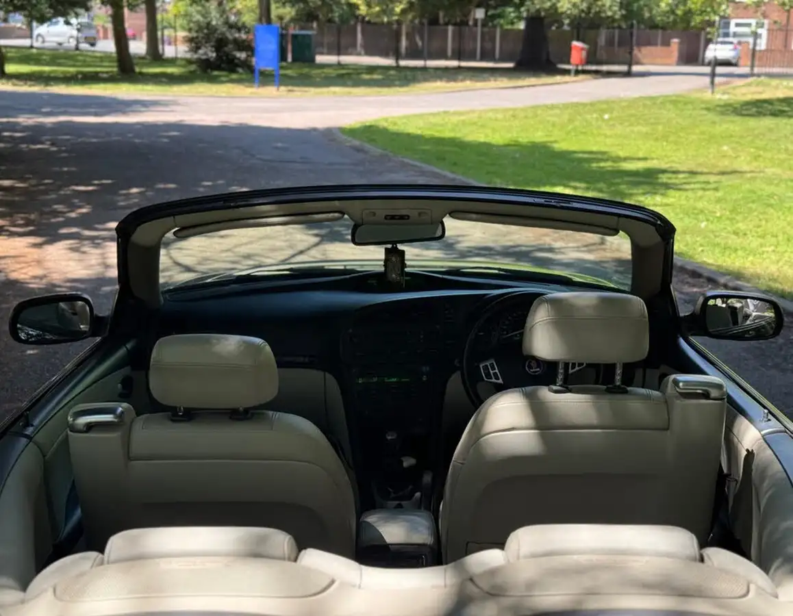 2005-saab-9-3-20-vector-18t-convertible-2d-big-12