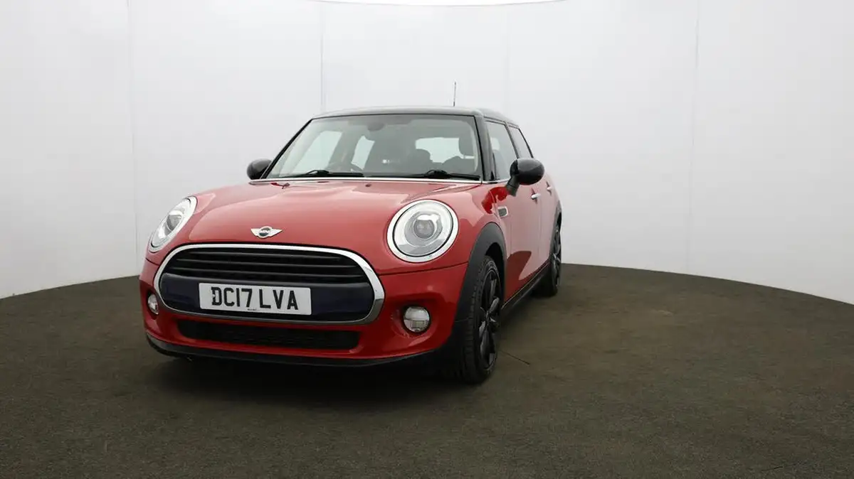 2017-mini-cooper-15-cooper-ss-hatchback-5d-big-32