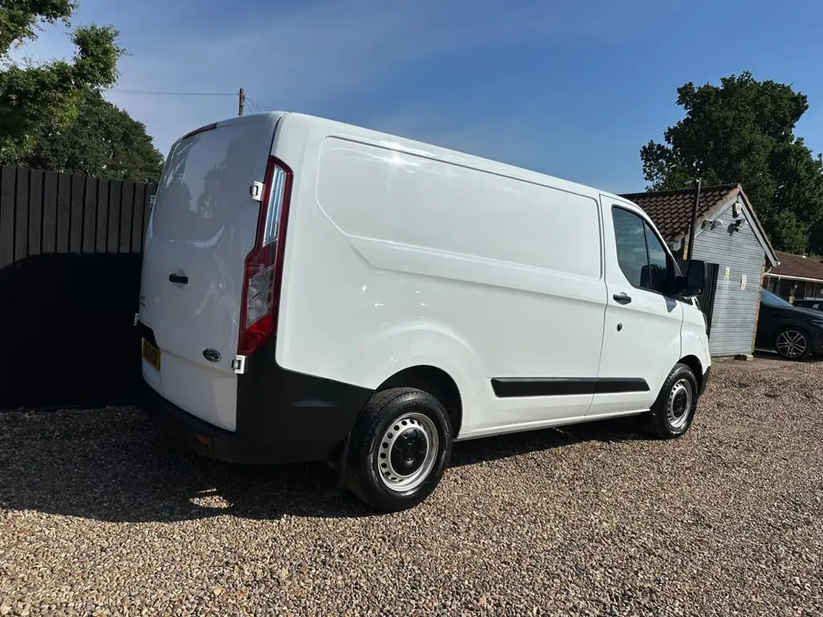 2021-ford-transit-custom-20tdci-300-l1h1-leader-105pseu6dt-panel-van-big-2