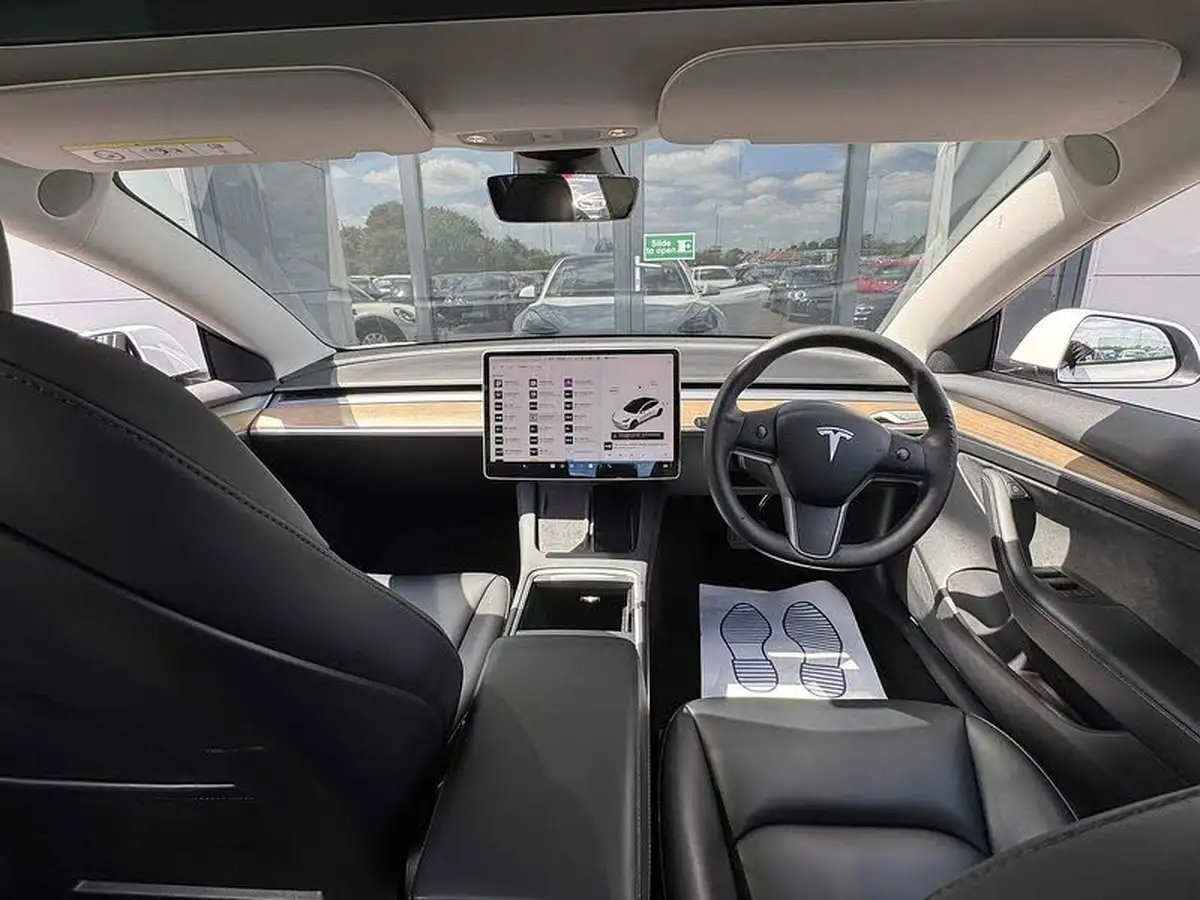 2021-tesla-model-3-e-standard-plus-big-3