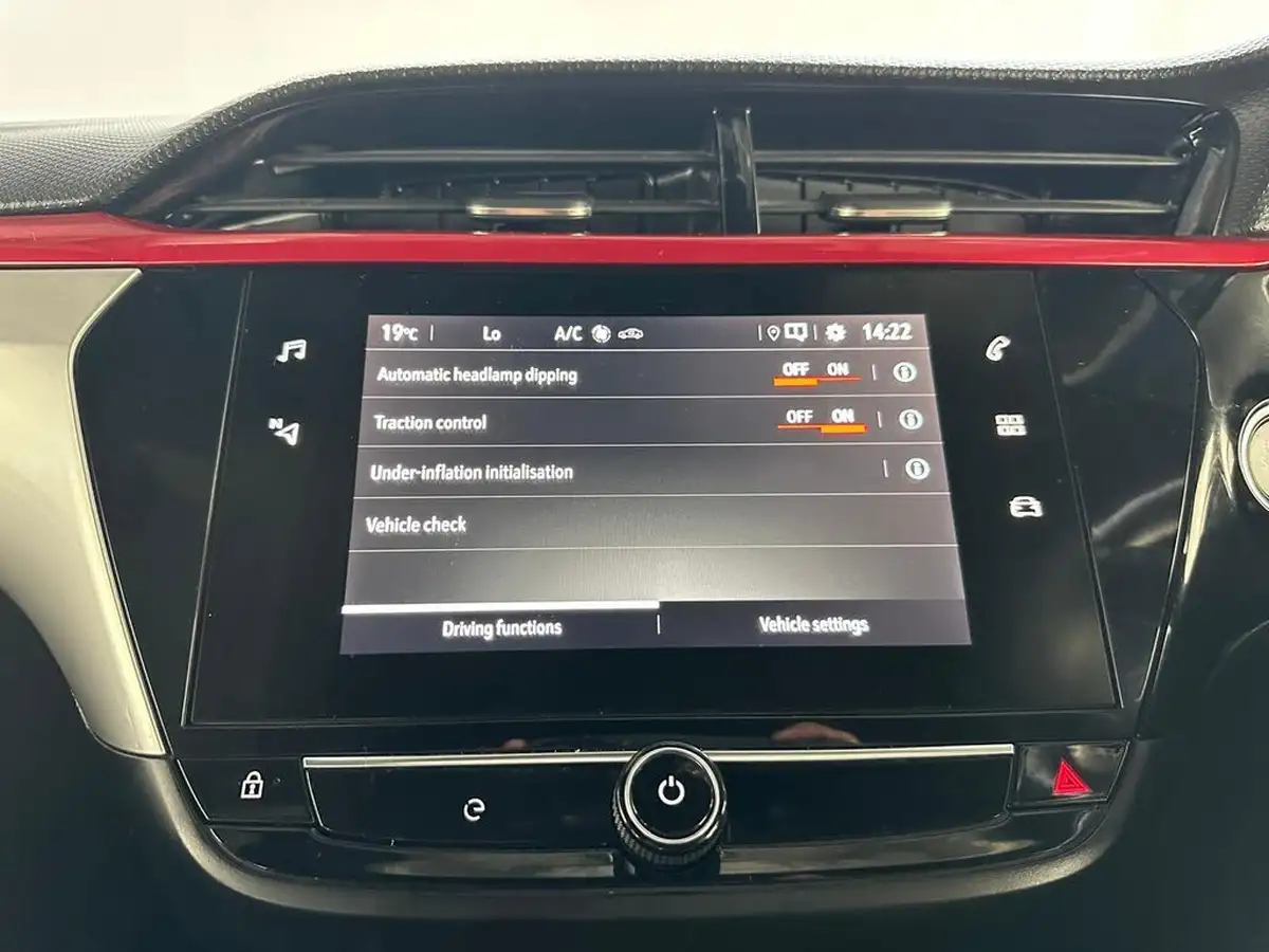 2022-vauxhall-corsa-e-sri-premium-big-41