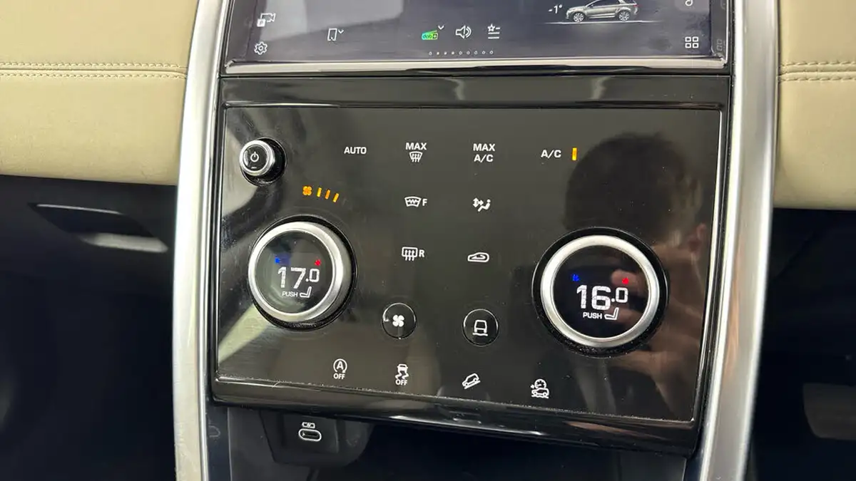 2021-land-rover-discovery-sport-20-p200-s-big-16