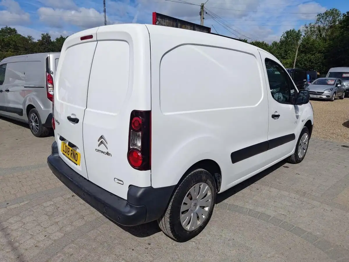 2018-citroen-berlingo-e-l1-635-lx-big-27