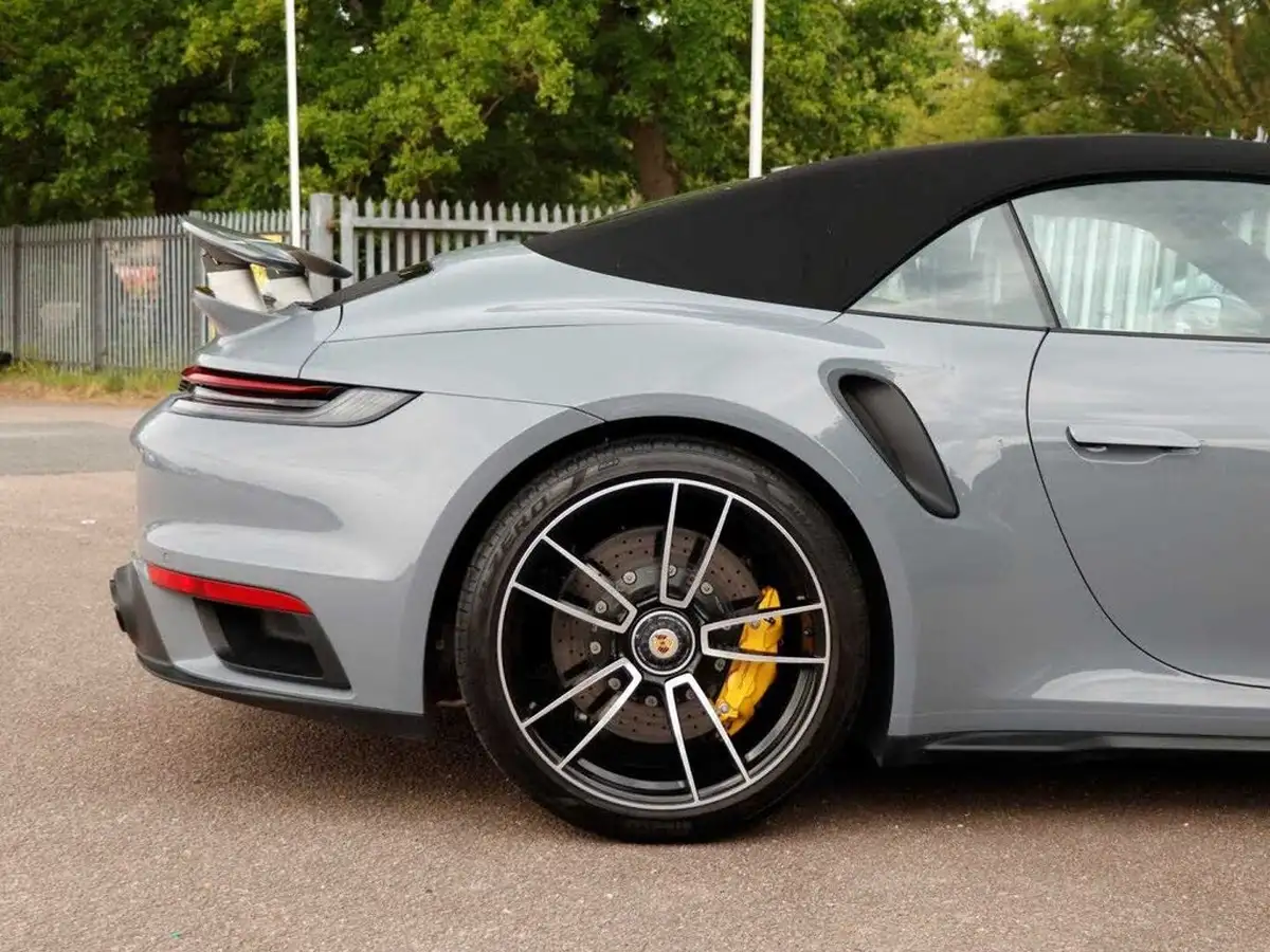 2024-porsche-911-38-turbo-s-awd-turbo-cabriolet-big-35