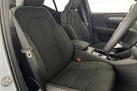 2024-volvo-xc40-small-29