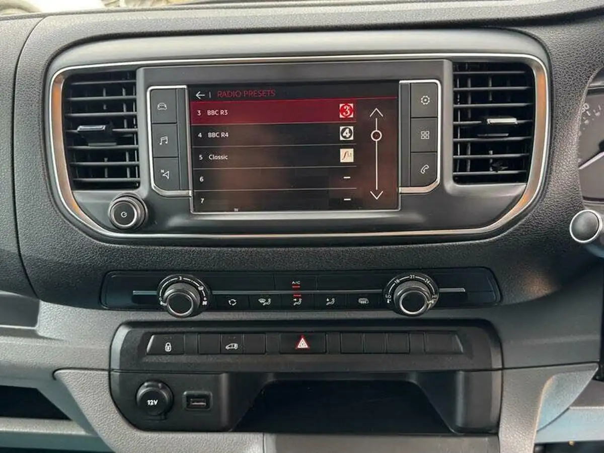 2019-citroen-dispatch-20bluehdi-enterprise-m-1400-120pseu6d-ss-panel-big-33