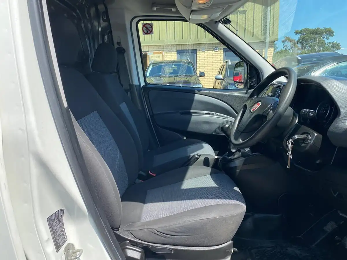2015-fiat-doblo-cargo-13td-v-l1-refrigerated-van-big-6