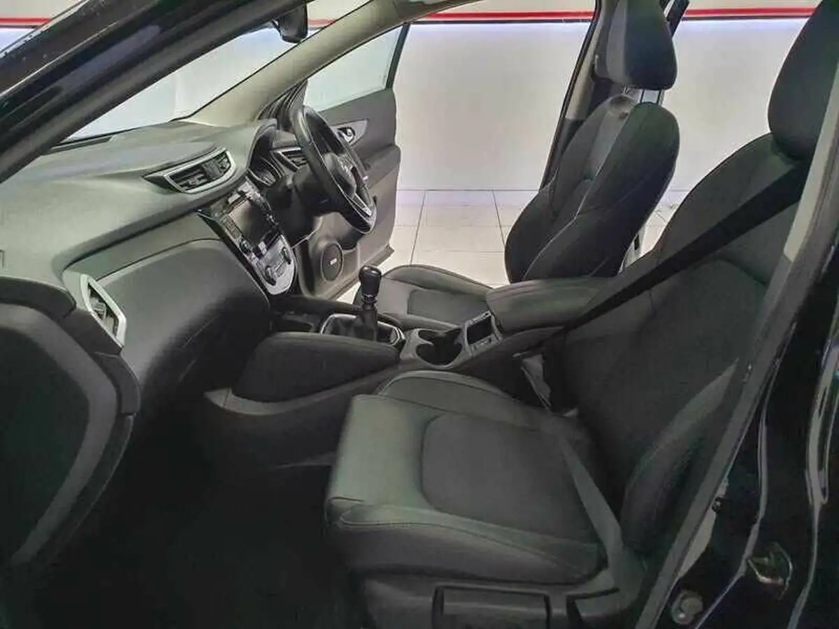 2019-nissan-qashqai-13-dig-t-tekna-140ps-big-18