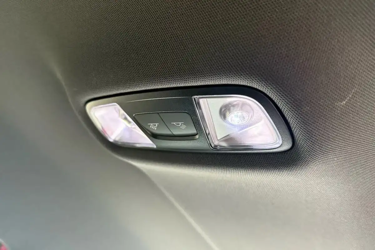 2021-audi-q2-10-30-tfsi-black-edition-big-34