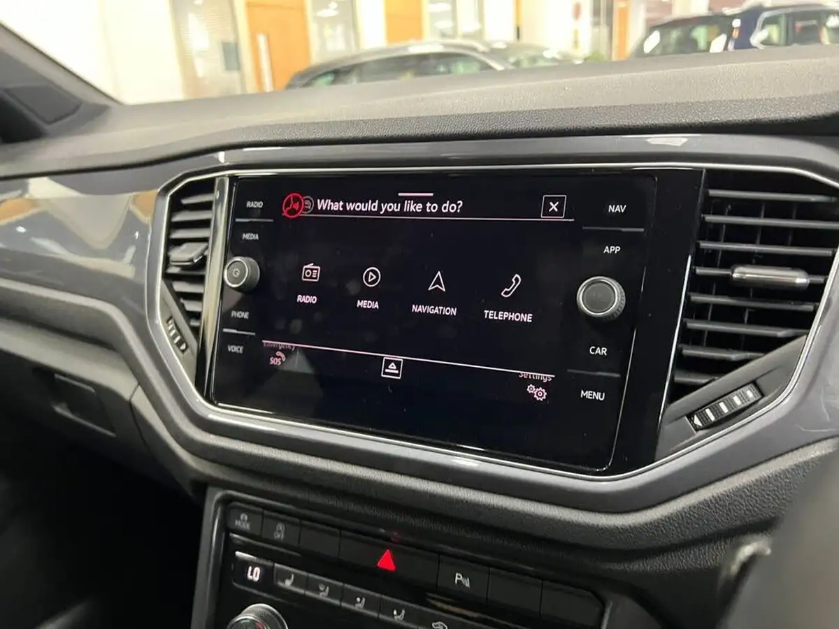 2020-volkswagen-t-roc-15-tsi-r-line-hatchback-5d-dsg-big-17