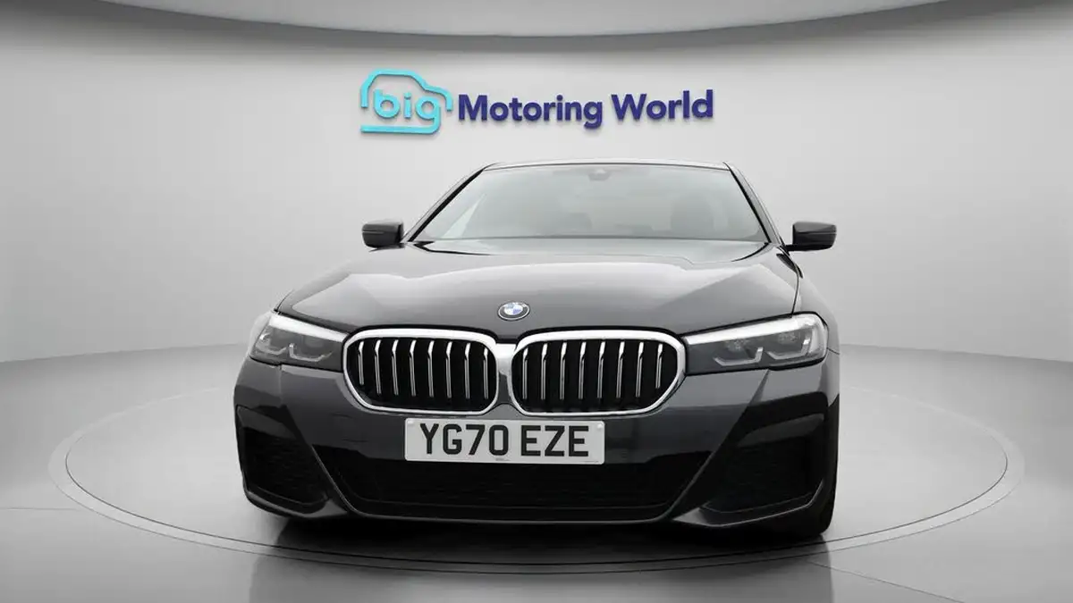 2020-bmw-5-series-20td-520d-m-sport-187bhp-mht-saloon-4d-big-2
