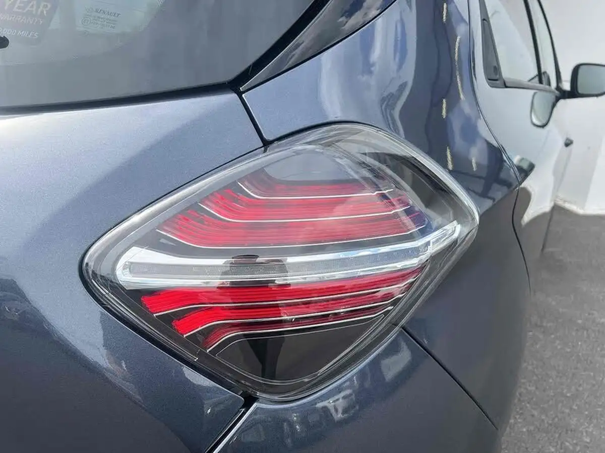 2022-renault-zoe-e-gt-line-big-30