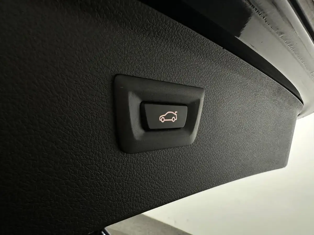 2019-bmw-2-series-15-218i-luxury-ss-active-dct-big-48