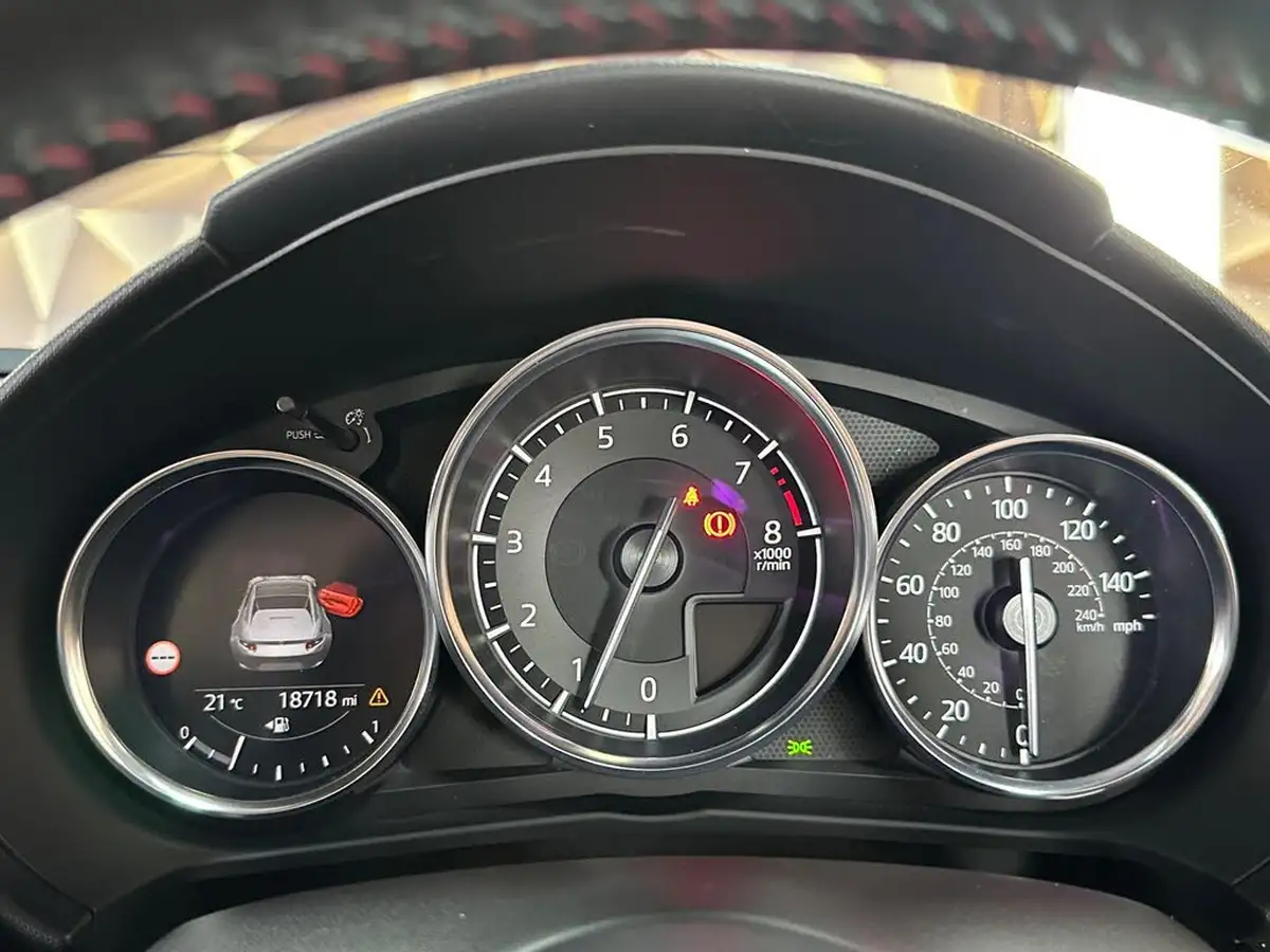 2018-mazda-mx-5-15-sport-nav-rf-big-47