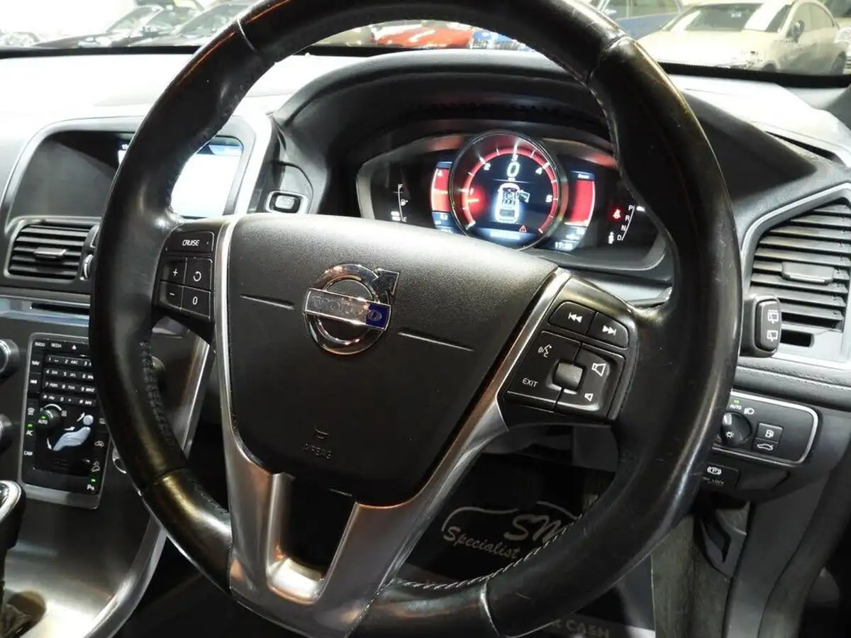 2014-volvo-xc60-24td-d4-se-lux-181bhp-nav-geartronic-big-31