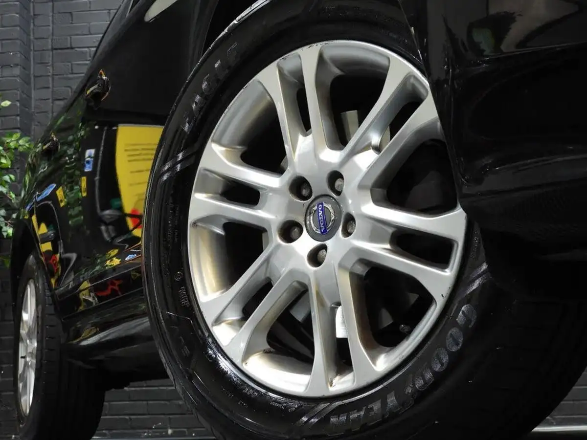 2014-volvo-xc60-24td-d4-se-lux-181bhp-nav-geartronic-big-7