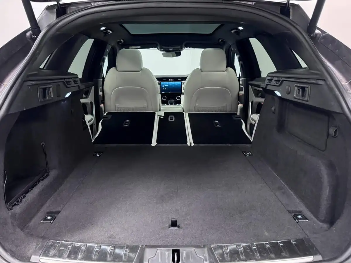 2022-jaguar-f-pace-20-d200-r-dynamic-black-big-13