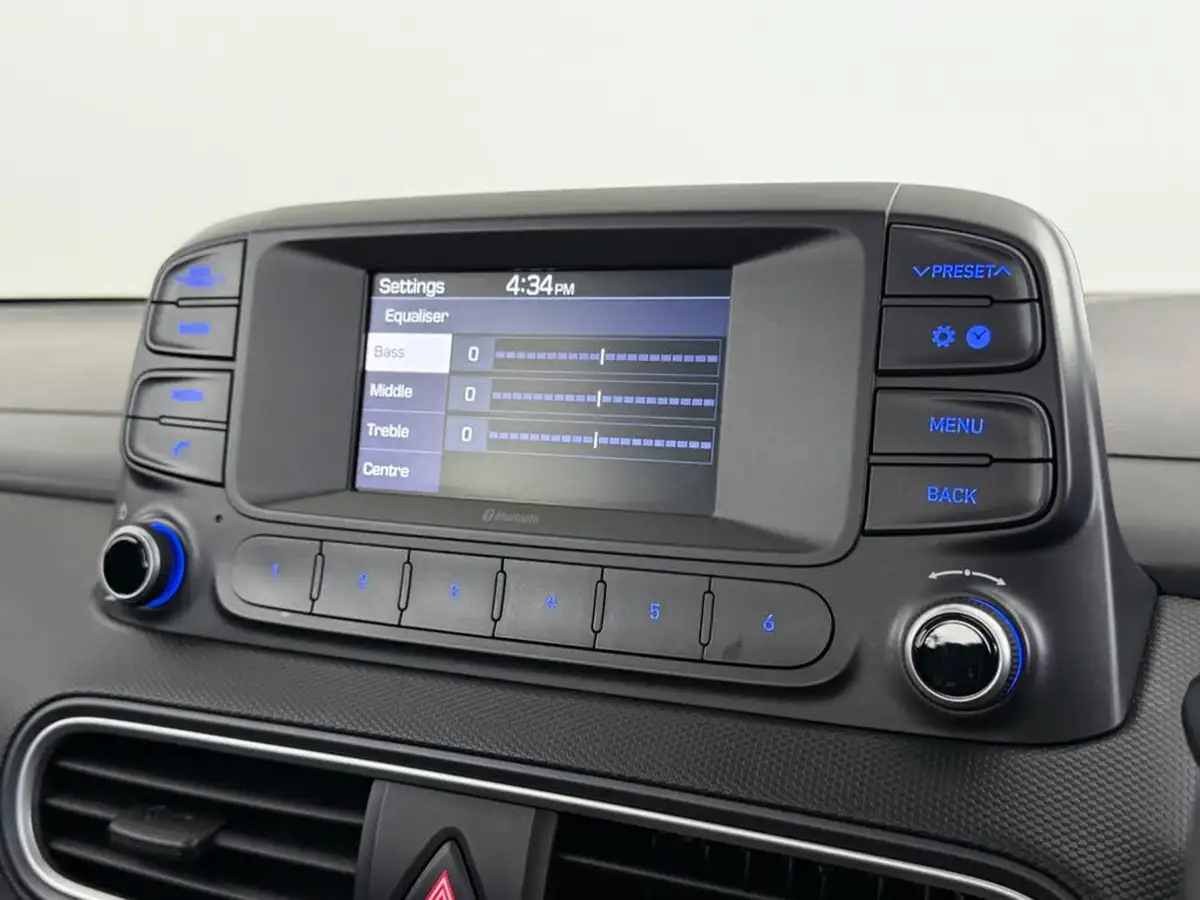 2018-hyundai-kona-10-t-gdi-s-big-30