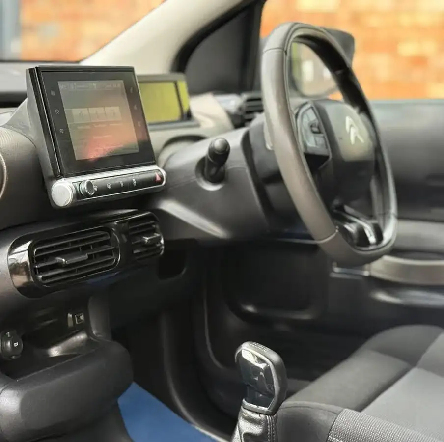 2017-citroen-c4-cactus-12-puretech-feel-82ps-big-15