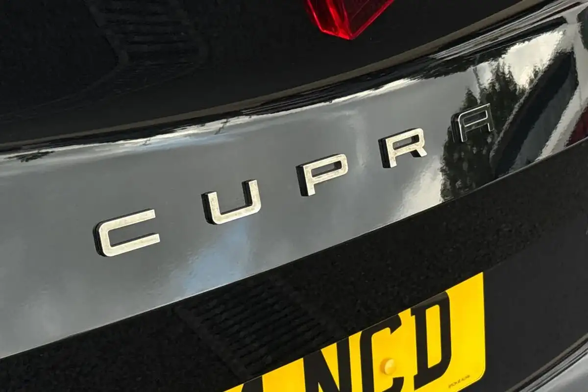 2024-cupra-formentor-20-tsi-vz2-333ps-4drive-big-25