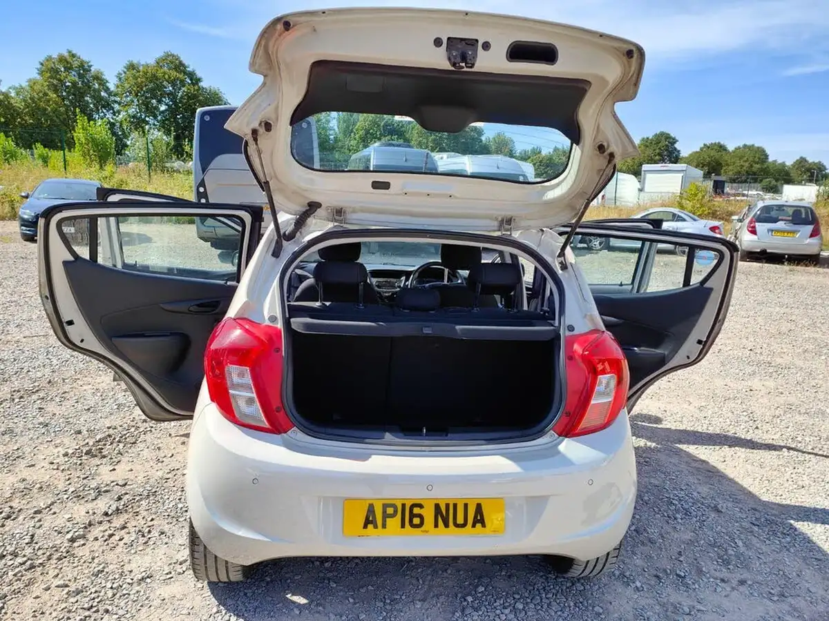2016-vauxhall-viva-10i-se-big-32