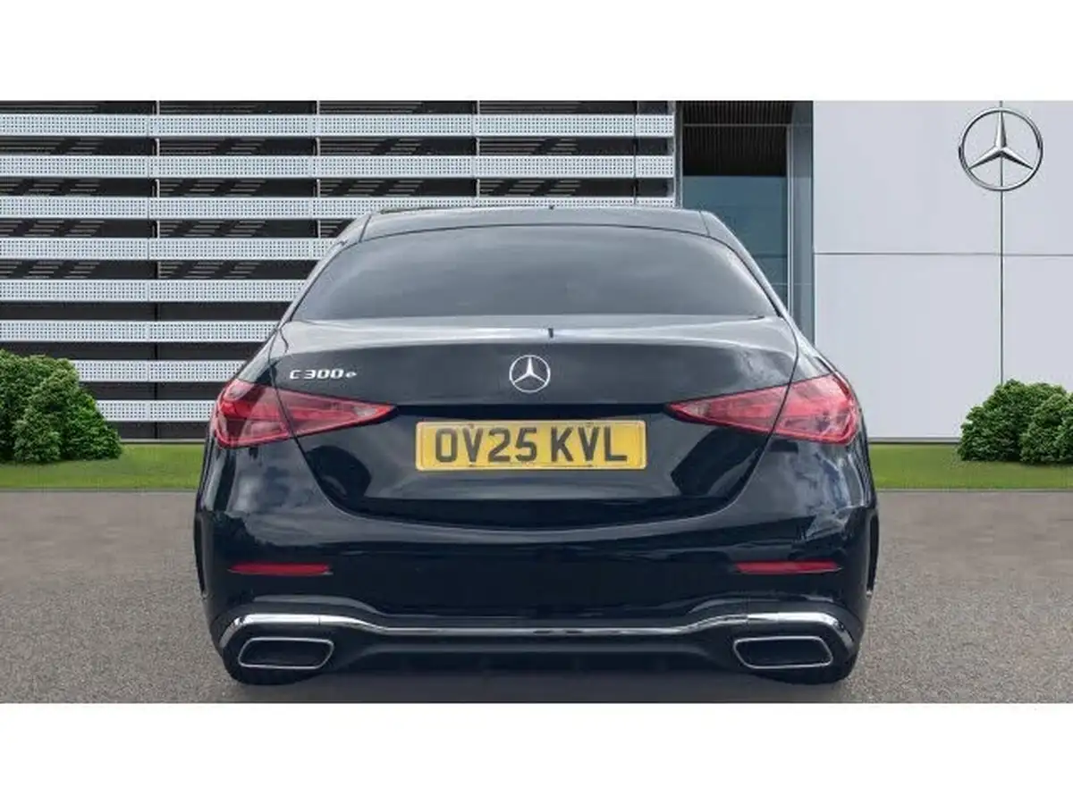 2025-mercedes-benz-c-class-big-5