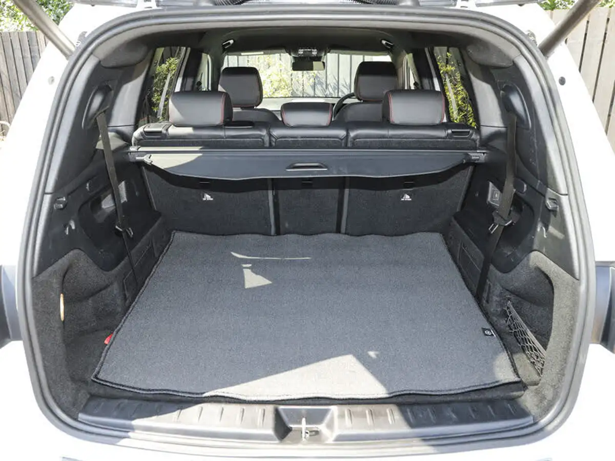 2024-mercedes-benz-glb-class-20d-glb220d-amg-line-executive-big-9
