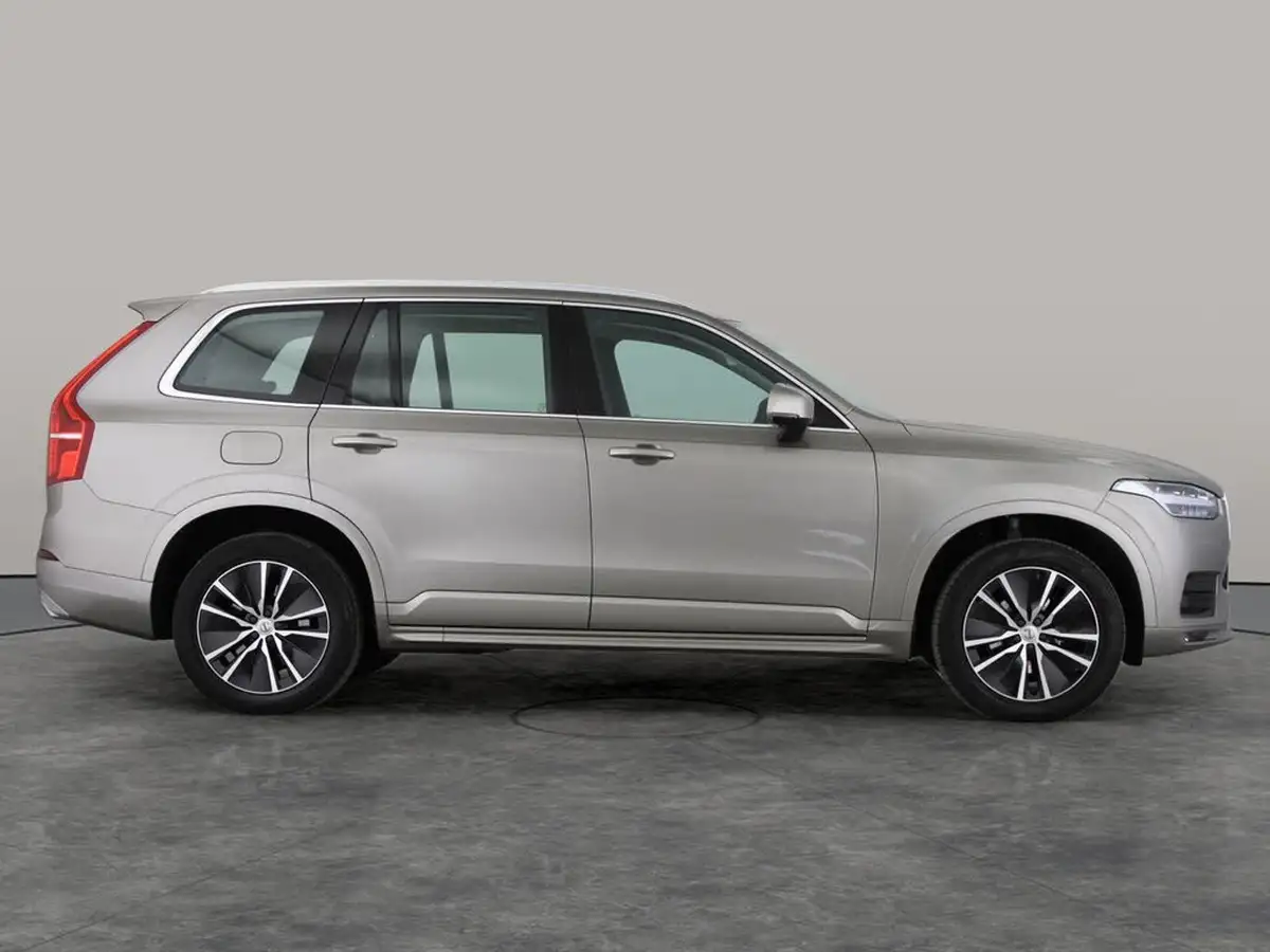 2020-volvo-xc90-20td-b5-momentum-big-5