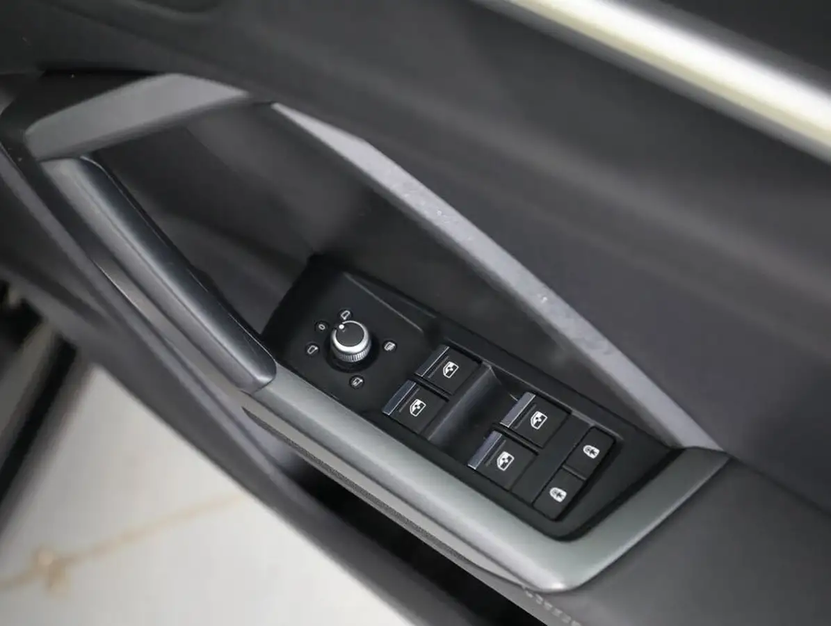 2021-audi-q3-15-35-tfsi-s-line-cod-station-wagon-tronic-big-36