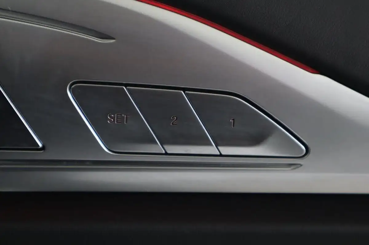 2020-bmw-8-series-30-840i-gran-coupe-4d-big-23