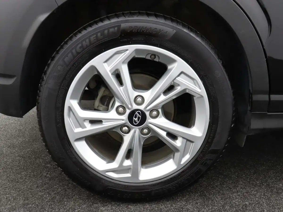 2022-hyundai-kona-10-t-gdi-se-connect-big-12