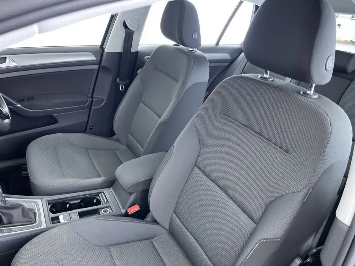 2015-volkswagen-golf-14-match-5d-dsg-big-30