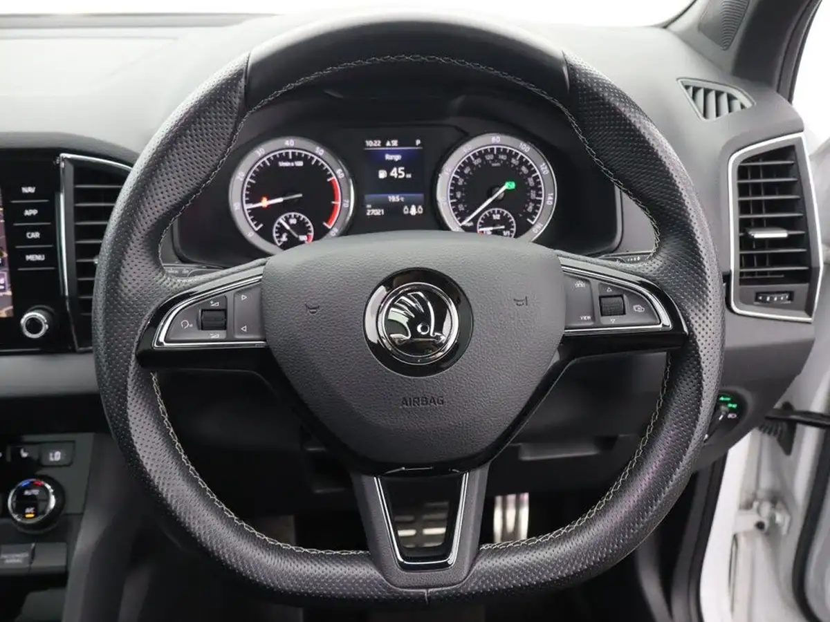 2019-skoda-karoq-15-tsi-sportline-4x4-dsg-big-16